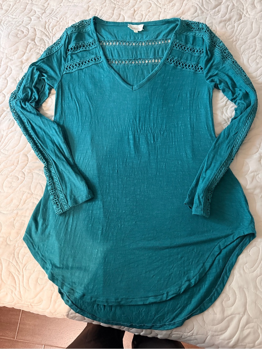 Anthropologie Deletta Teal Lace-Trim V-Neck Long Sleeve Top Size Small